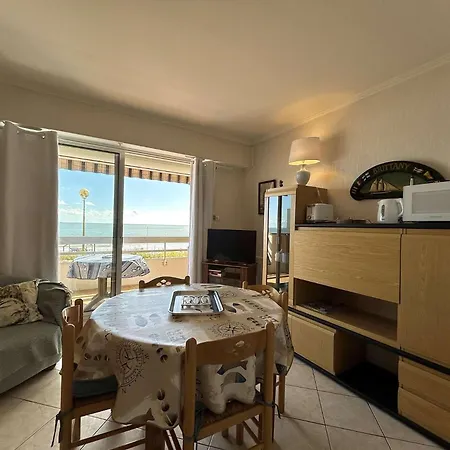 Manureva, - Face - - Lb538-001 Appartement *
