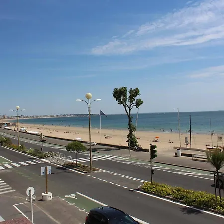 Appartement Manureva, - Face - - Lb538-001